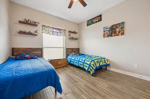 5658 Longhorn Trl, Sealy, TX 77474 - Photo 13