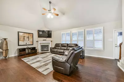 1122 Sussex Trail, Pearland, TX 77584 - Photo 9