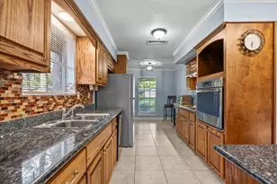 5207 Longshadow Dr, Dickinson, TX 77539 - Photo 19
