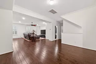 8102 Stoneyway Dr, Houston, TX 77040 - Photo 9