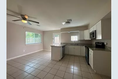 1222 Ravenscourt Drive, Sugar Land, TX 77498 - Photo 7