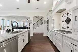 3900 Galleon, Galveston, TX 77554 - Photo 9