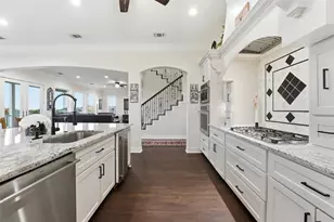 3900 Galleon, Galveston, TX 77554 - Photo 11