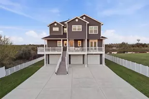 3900 Galleon, Galveston, TX 77554 - Photo 1