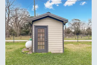 7078 Gupton Road, Brazoria, TX 77422 - Photo 35