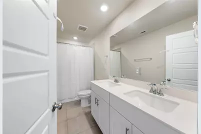 18757 Timber Glen Drive, Conroe, TX 77316 - Photo 15