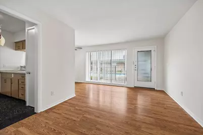 3703 Roseland Street #03, Houston, TX 77006 - Photo 1