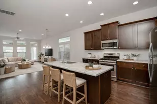 814 W 26th St, Houston, TX 77008 - Photo 11