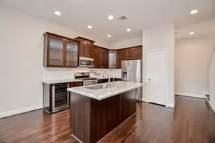 814 W 26th St, Houston, TX 77008 - Photo 5