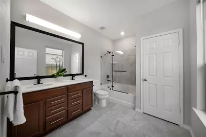 11638 Rosewood Forest Court, Houston, TX 77038 - Photo 17