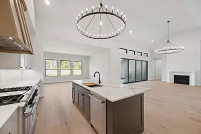 431 Venado View Court, Conroe, TX 77304 - Photo 9