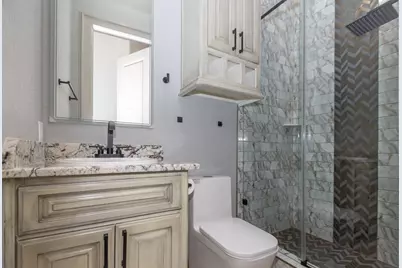 5685 County Road 823, West Columbia, TX 77486 - Photo 25