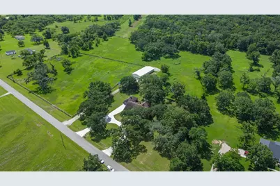 5685 County Road 823, West Columbia, TX 77486 - Photo 3