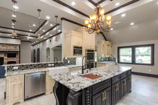 5685 County Rd 823, West Columbia, TX 77486 - Photo 11