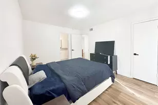 9350 Country Creek Dr, Houston, TX 77036 - Photo 15