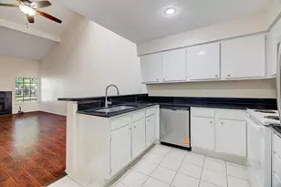 2611 Grants Lake Blvd, Sugar Land, TX 77479 - Photo 11