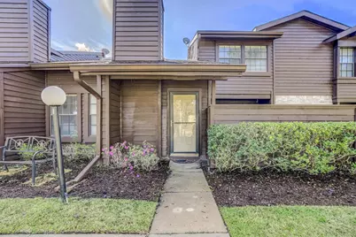 2611 Grants Lake Boulevard #226, Sugar Land, TX 77479 - Photo 3