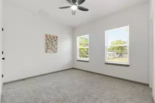 8306 Tidwell Rd, Houston, TX 77028 - Photo 31