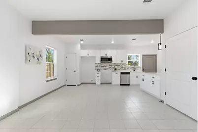 8306 Tidwell Road #A/B, Houston, TX 77028 - Photo 13