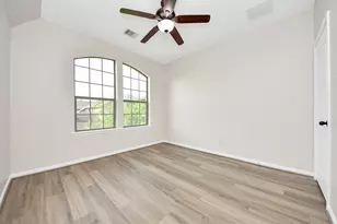 9815 Patricia Haven Ln, Humble, TX 77396 - Photo 39