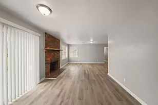 7265 Ashburn St, Houston, TX 77061 - Photo 9