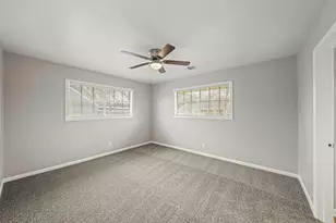 7265 Ashburn St, Houston, TX 77061 - Photo 11