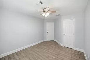 3116 Creek Bank Ln, Pearland, TX 77581 - Photo 25