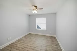 3116 Creek Bank Ln, Pearland, TX 77581 - Photo 23