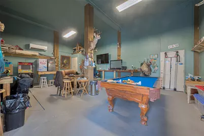 1126 Island Boulevard, Crystal Beach, TX 77650 - Photo 29