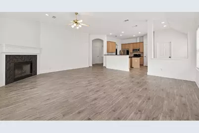 3143 Oakwood Run Drive, Sugar Land, TX 77498 - Photo 7