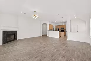 3143 Oakwood Run Dr, Sugar Land, TX 77498 - Photo 7