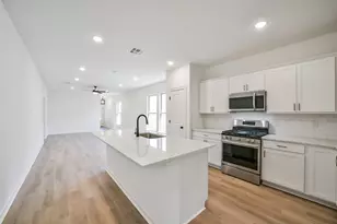 12827 Hannah Spgs Ln, Magnolia, TX 77354 - Photo 9