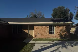 207 E Mitchell Rd, Houston, TX 77037 - Photo 1