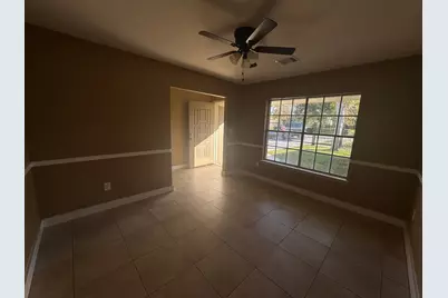 207 E Mitchell Road, Houston, TX 77037 - Photo 5