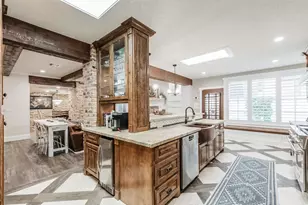 8638 Oakford Dr, Houston, TX 77024 - Photo 13