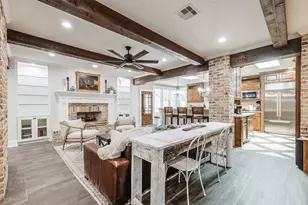 8638 Oakford Dr, Houston, TX 77024 - Photo 7