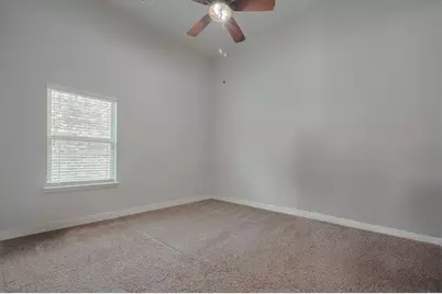 4942 Thunder Creek Lane, Sugar Land, TX 77479 - Photo 5