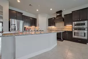 4942 Thunder Creek Ln, Sugar Land, TX 77479 - Photo 13