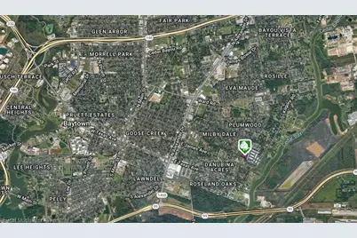 2205 Woodlawn Street, Baytown, TX 77520 - Photo 3