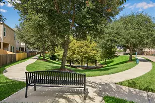 1910 Harwood Springs Dr, Houston, TX 77080 - Photo 33