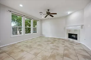 1910 Harwood Springs Dr, Houston, TX 77080 - Photo 9