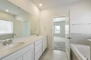 8515 Lake Groove Ln, Baytown, TX 77523 - Photo 13