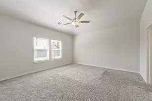 8515 Lake Groove Ln, Baytown, TX 77523 - Photo 11