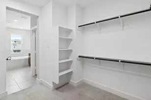 16045 Hayes Pk Dr, Houston, TX 77079 - Photo 21