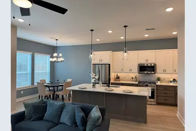 16045 Hayes Park Drive, Houston, TX 77079 - Photo 9