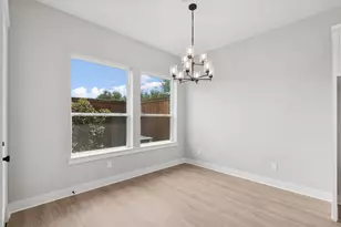 16045 Hayes Pk Dr, Houston, TX 77079 - Photo 13