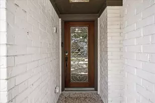 2930 Riata Ln, Houston, TX 77043 - Photo 7