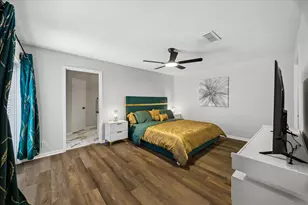 2930 Riata Ln, Houston, TX 77043 - Photo 23