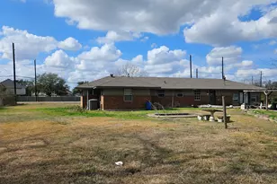 13921 Old Chocolate Bayou Rd, Houston, TX 77048 - Photo 7