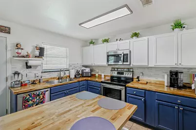 15236 Faircrest Drive, College Station, TX 77845 - Photo 11